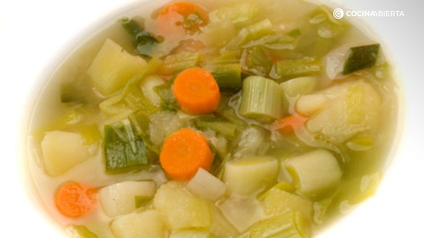 Una porrusalda es una tradicional sopa vasca a base de puerros