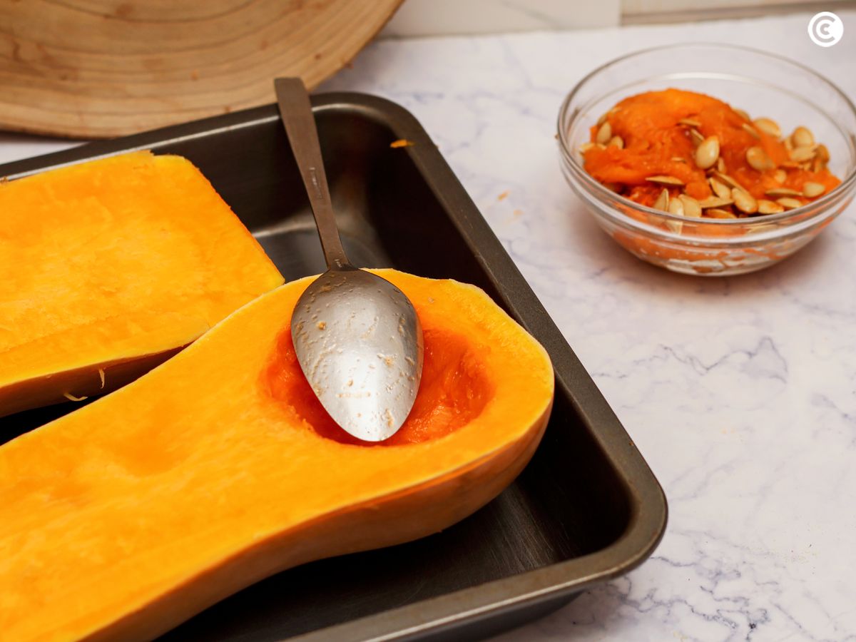 Retira las pipas de la calabaza