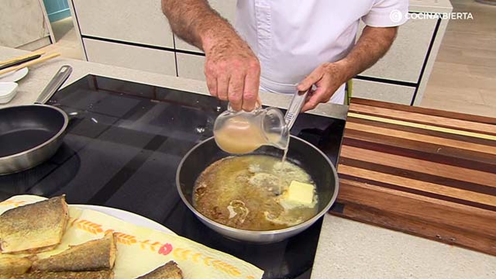trucha con salsa meuniere karl6966 paso5 trucha con salsa meuniere karl6966 paso5