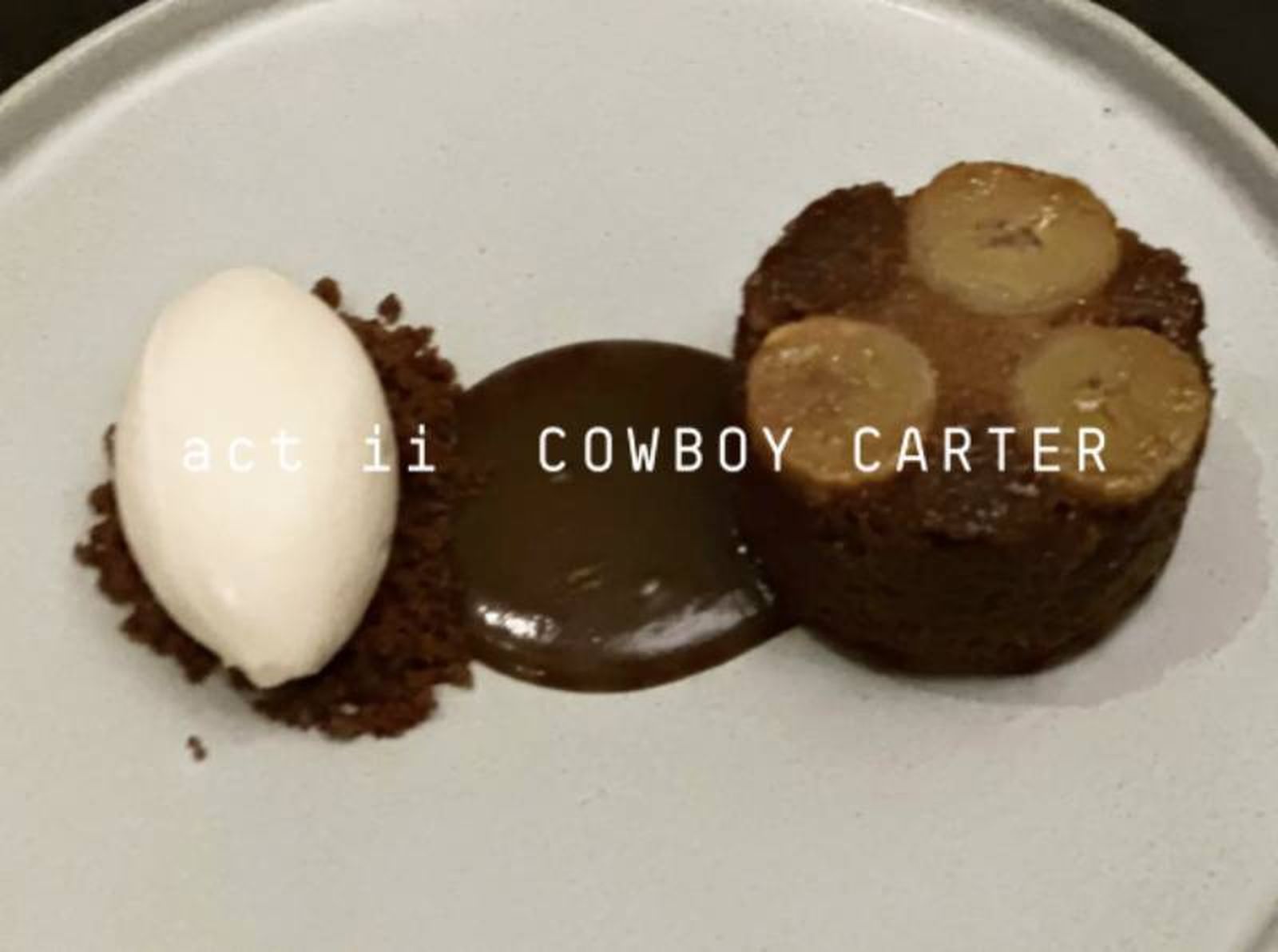 beyonce pastel de platano con helado beyonce pastel de platano con helado