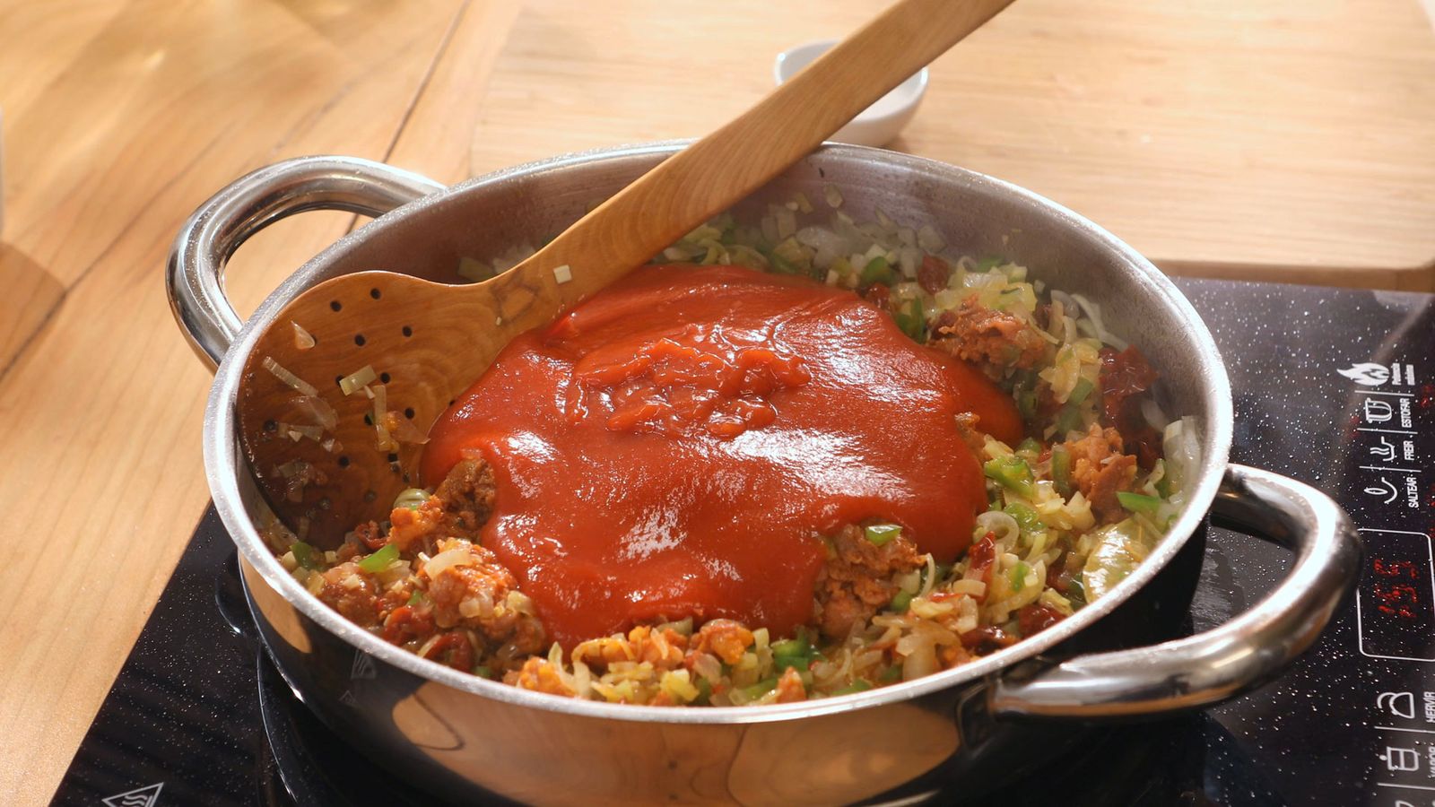 Macarrones con chorizo y queso gratinado Paso 4 Macarrones con chorizo y queso gratinado Paso 4