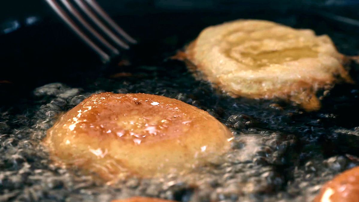 Receta de tortillas de Carnaval  paso 5