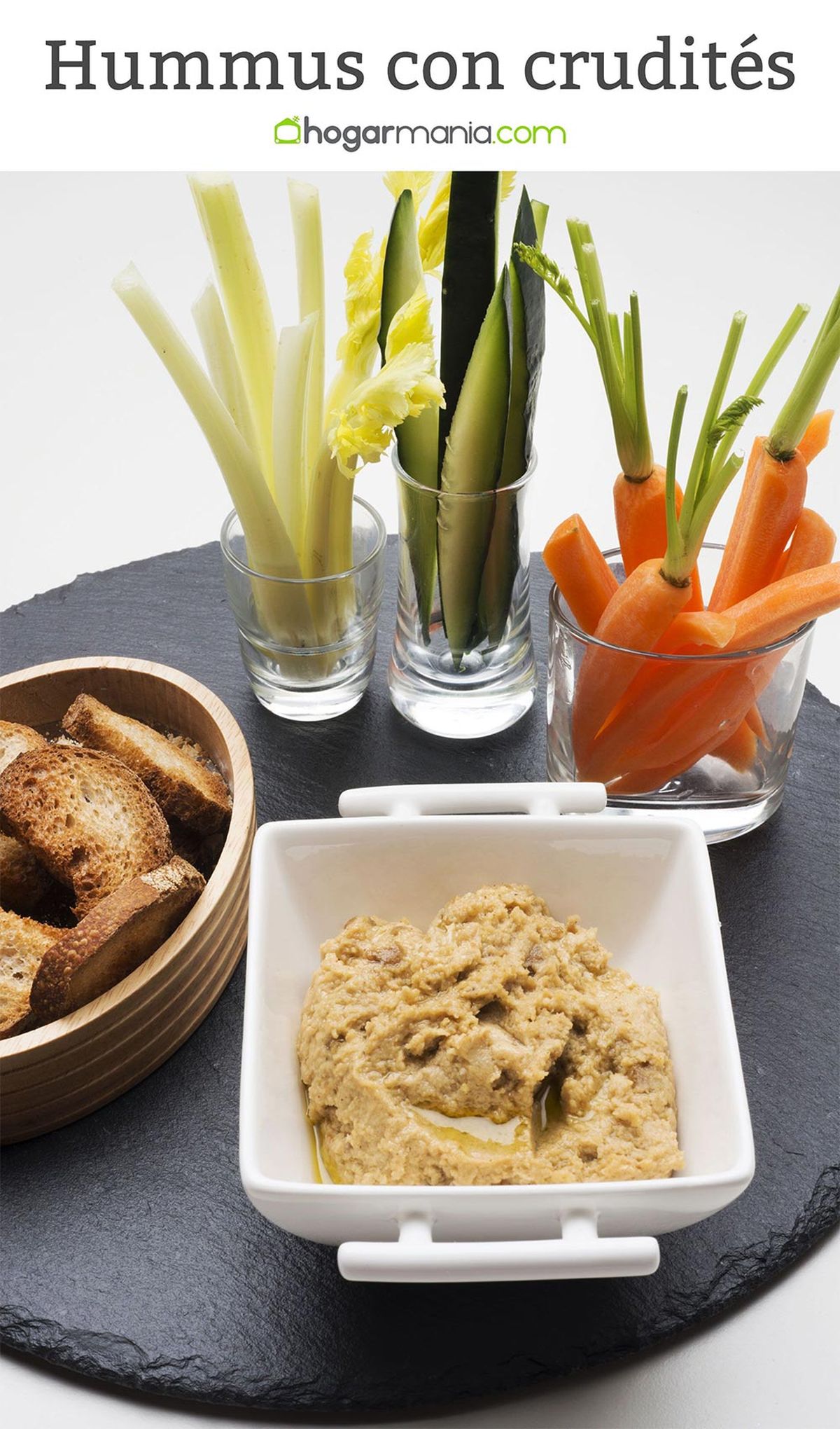 5916 2 Hummus con zanahoria, pepino y apio vertical xl