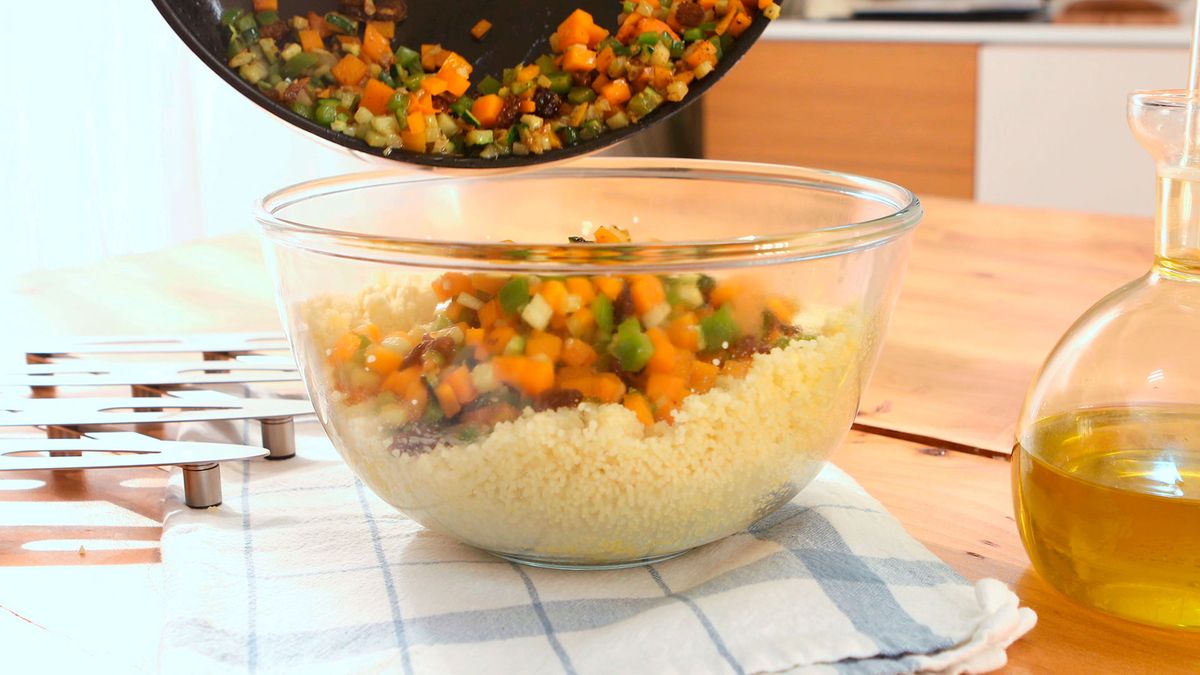 Cuscús marroquí con verduras y pasas   Paso 6
