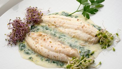 Lenguado con espinacas, receta de Karlos Arguiñano