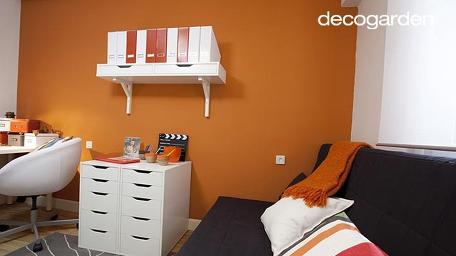 Cómo decorar un estudio pequeño (antes y después) Cómo decorar un estudio pequeño (antes y después)