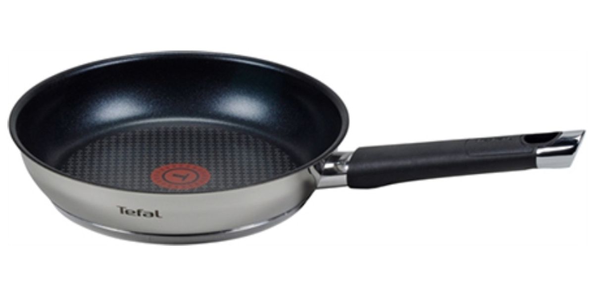 Posee un fondo difusor de aluminio