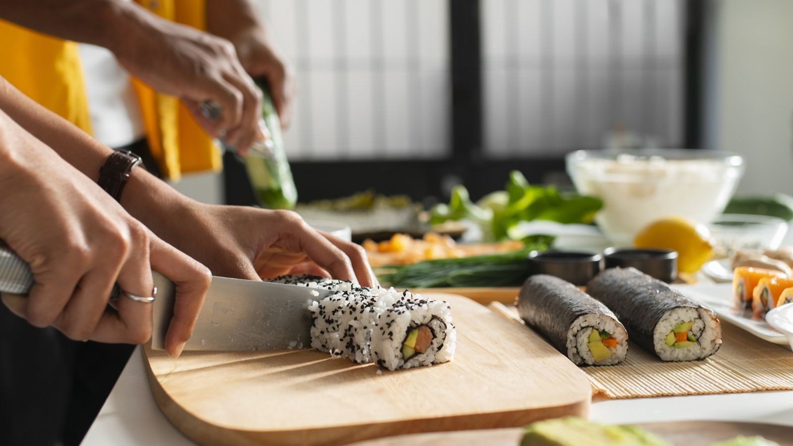 Cómo preparar sushi en casa de forma segura