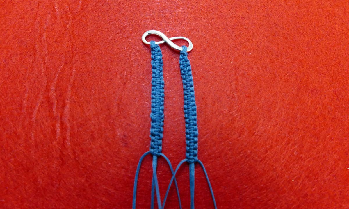 cómo hacer una pulsera macrame paso6