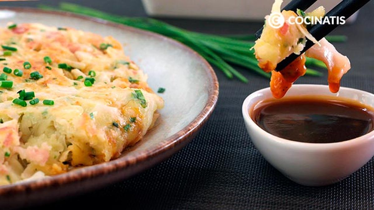 Receta de okonomiyaki. la tortilla japonesa  paso 6