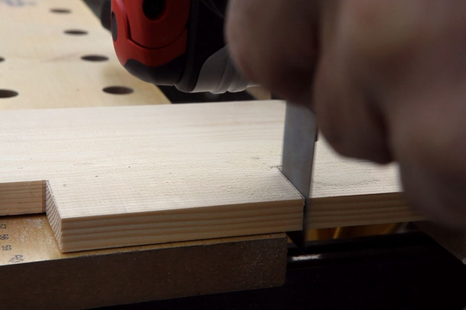 Cómo hacer cajeados en madera paso 7 Cómo hacer cajeados en madera paso 7