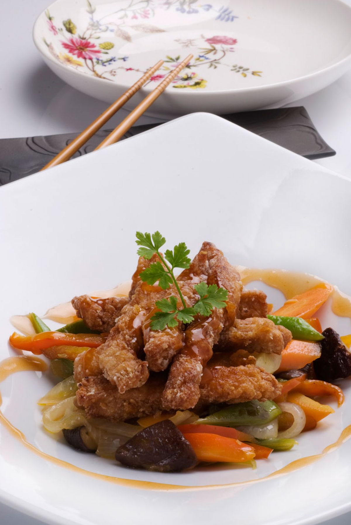 Cerdo con verduras y salsa agridulce