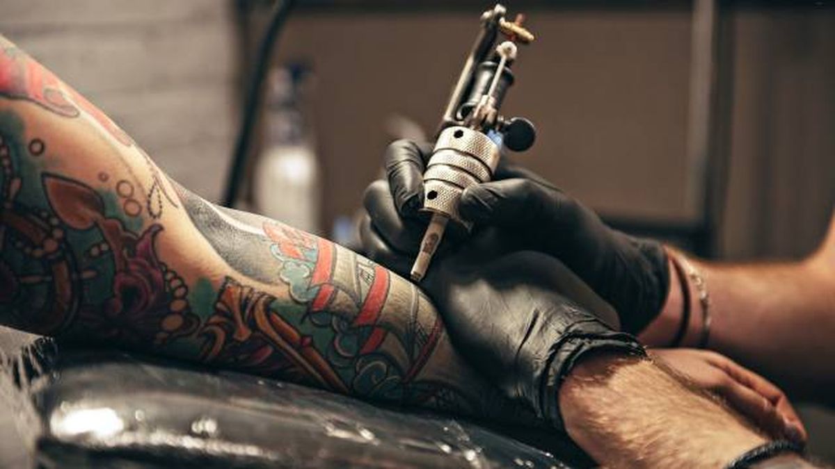 a que se puede comparar el dolor de un tatuaje