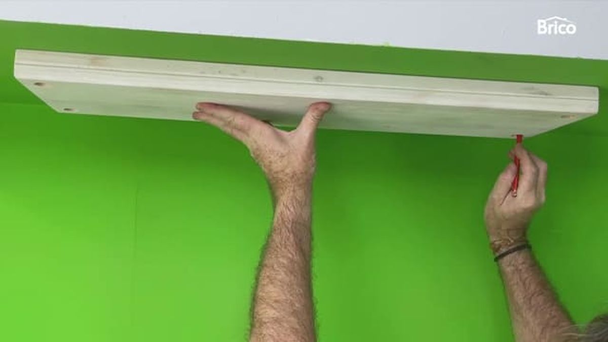 bricomania 21 estanteria colgante paso 18
