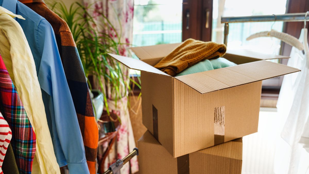 Dona o vende la ropa que ya no te pones