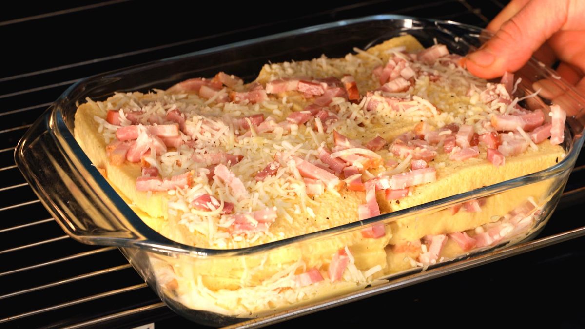 Pastel de bacon y queso con pan de molde paso 4