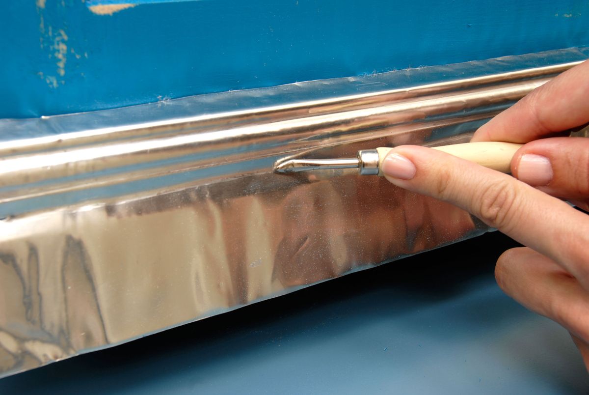 Aparador azul de aspecto envejecido paso 6