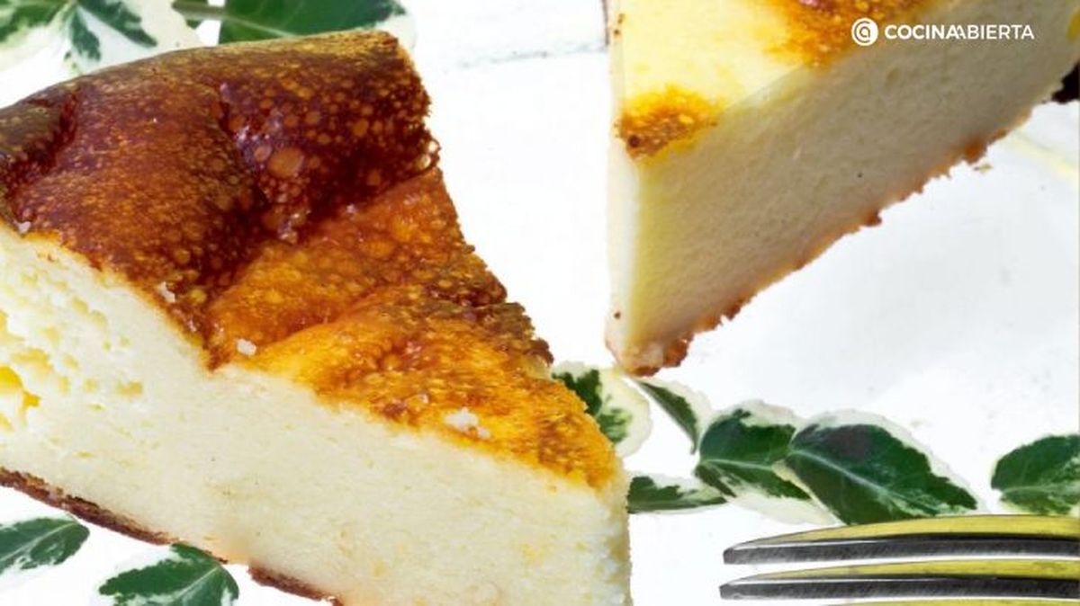 Tarta de queso fácil, elaborada con quesitos