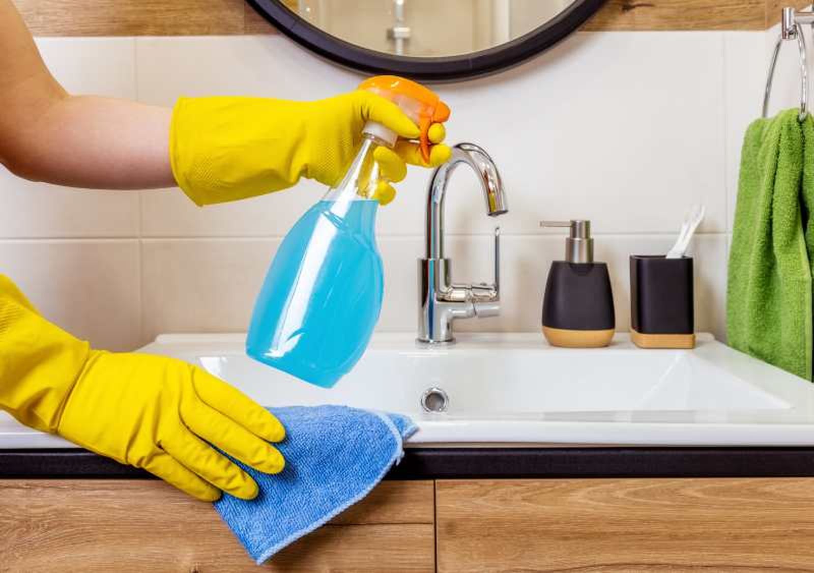 Limpia tu casa con un multiusos casero