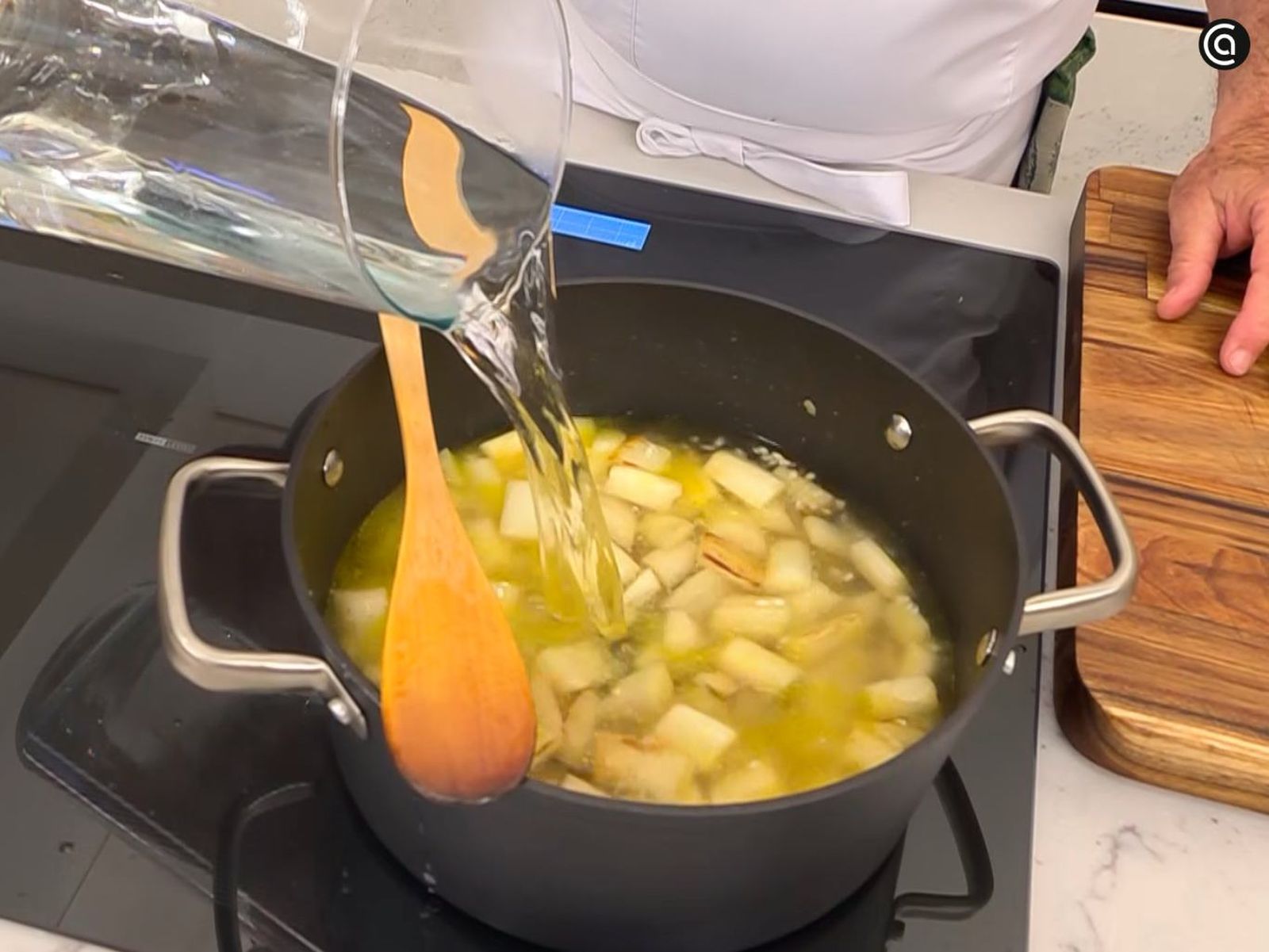 Añade arroz y agua Añade arroz y agua
