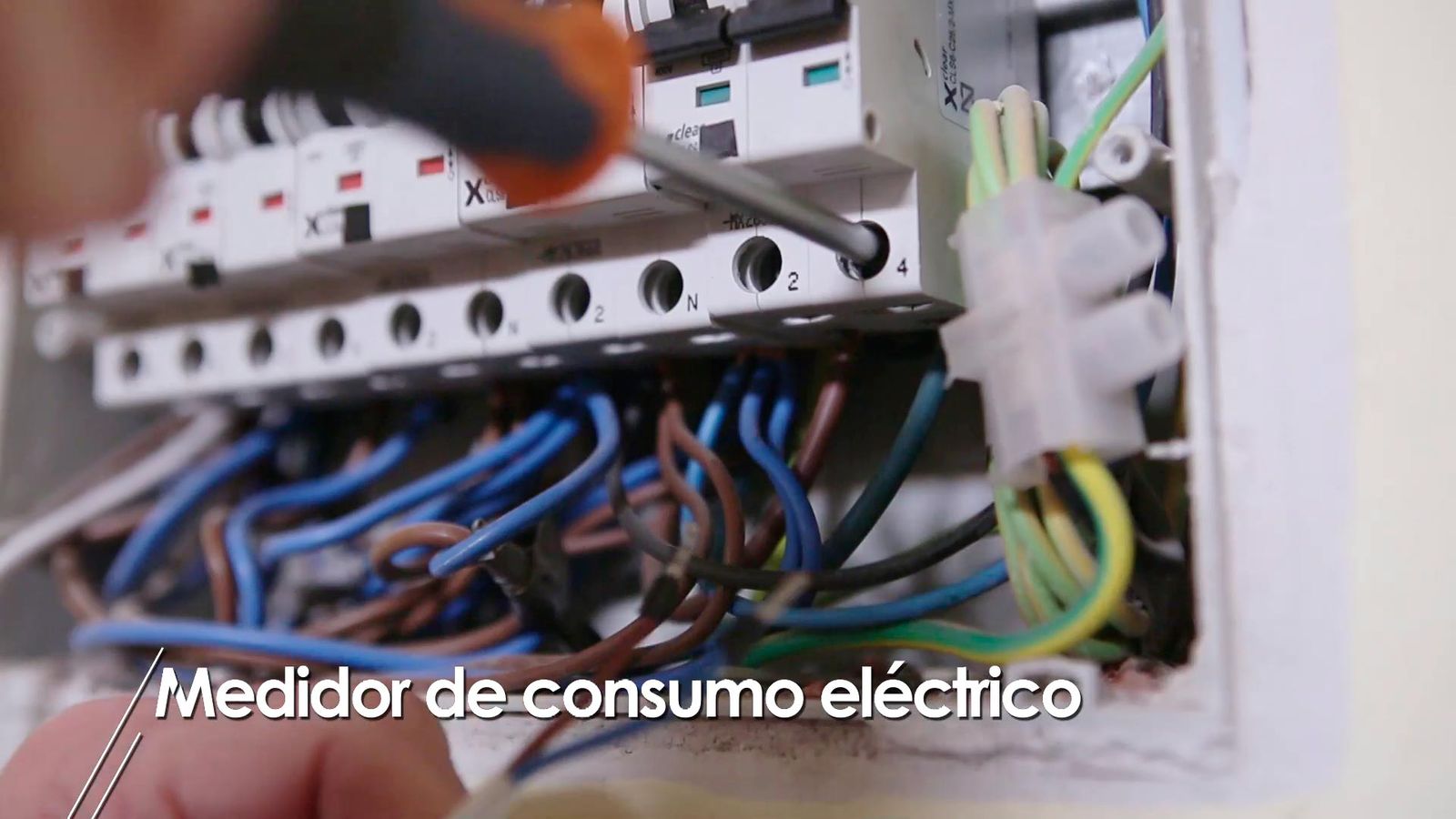 Medidor de consumo eléctrico paso 2 Medidor de consumo eléctrico paso 2