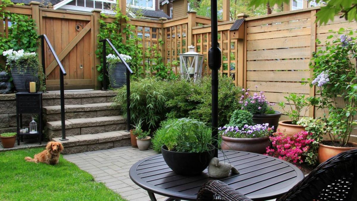 como decorar un jardin pequeno