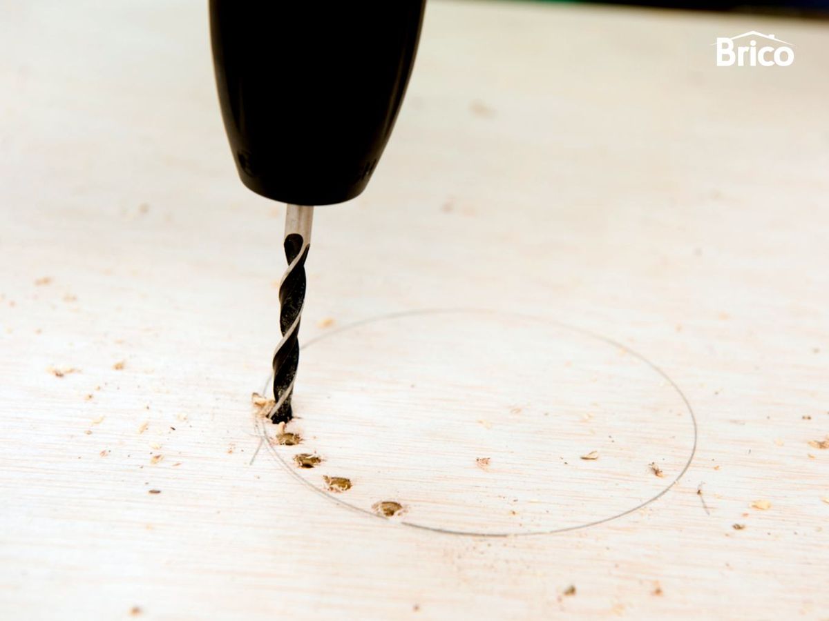 Hacer agujeros en la estructura