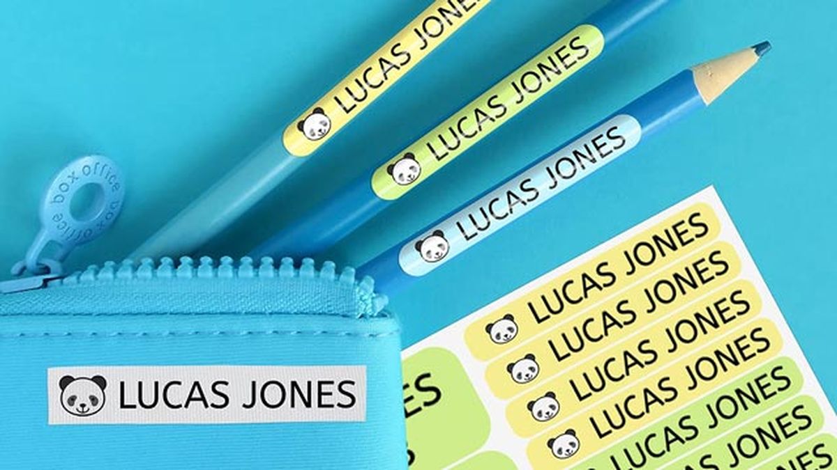 materiales basicos para la vuelta al cole etiquetado ropa