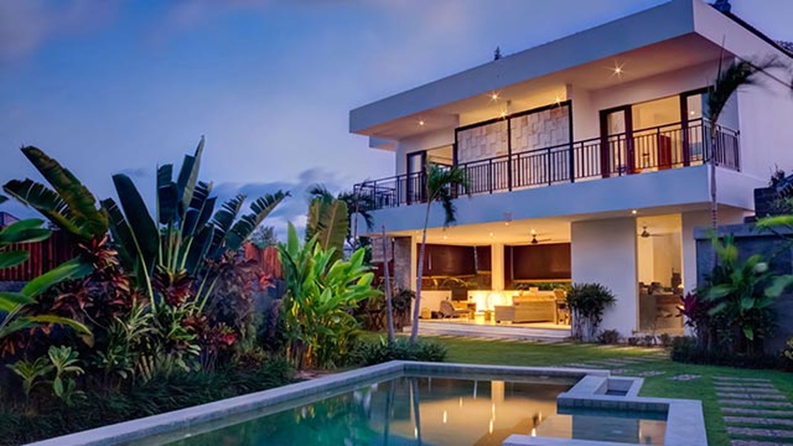 Consejos para decorar jardines con piscina 5 Consejos para decorar jardines con piscina 5
