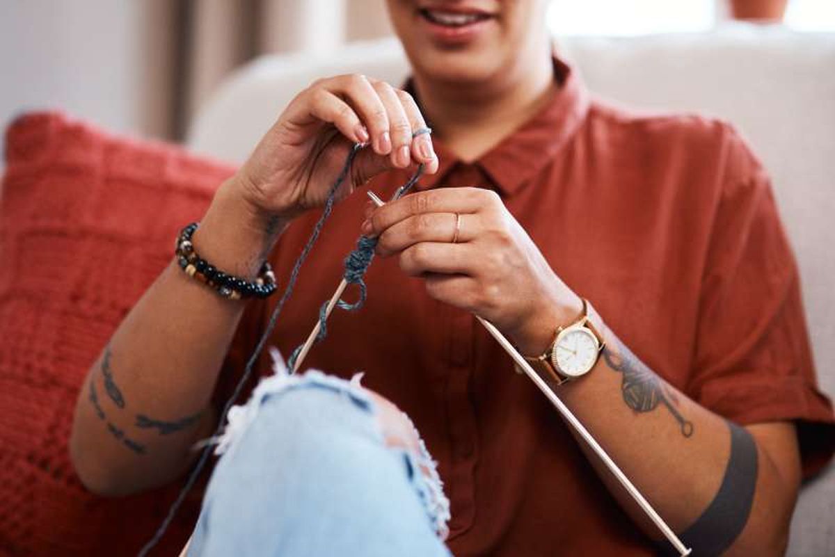 Tejer con agujas de punto.