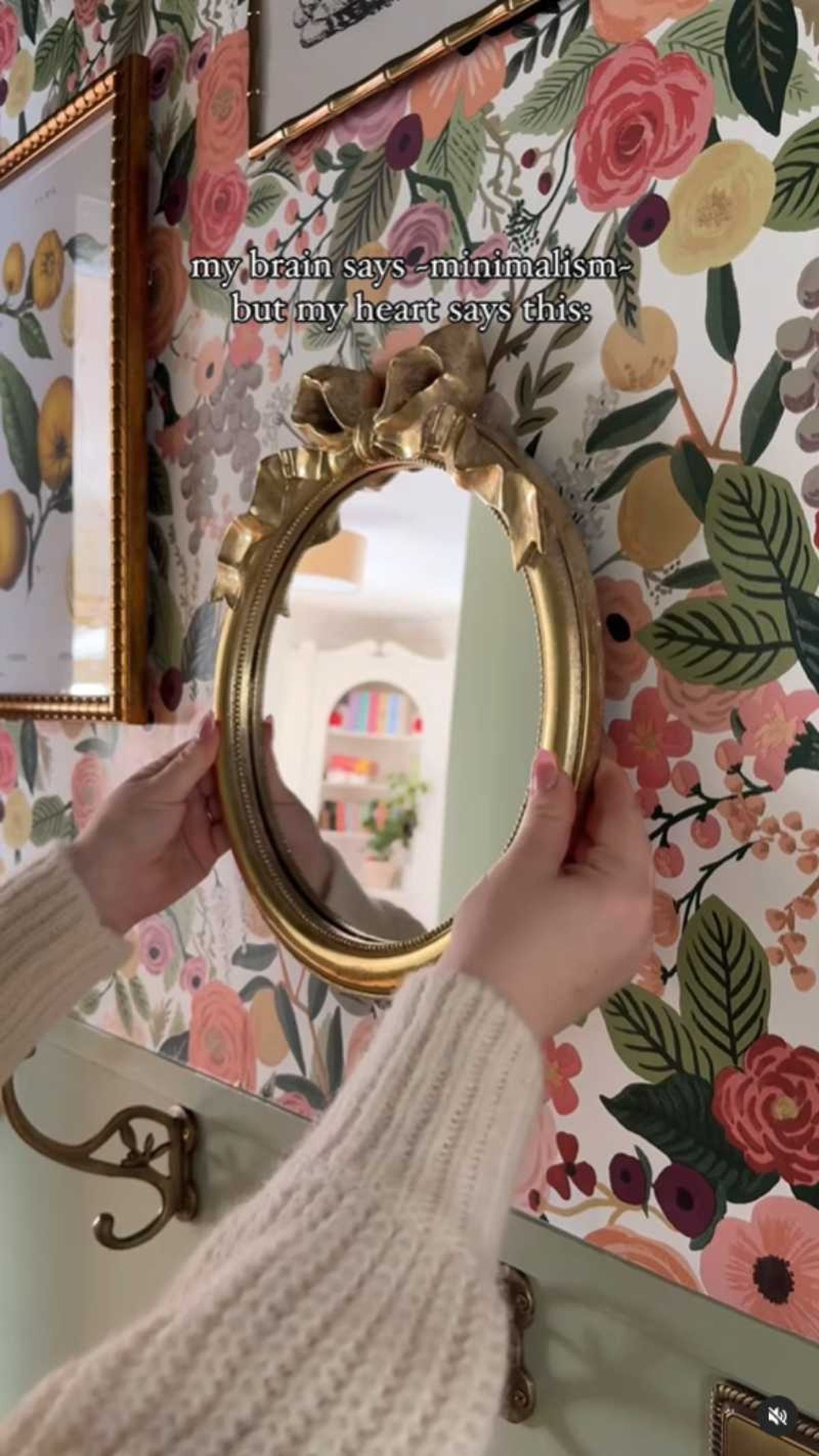 Espejo con marco vintage.