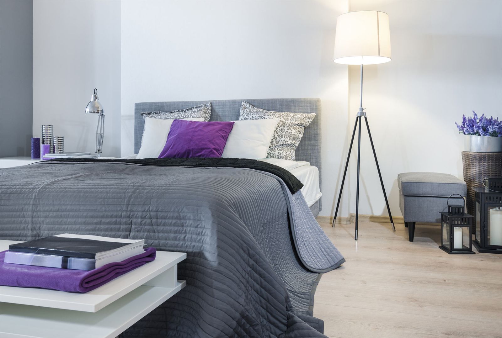 Dormitorio en gris y blanco 5