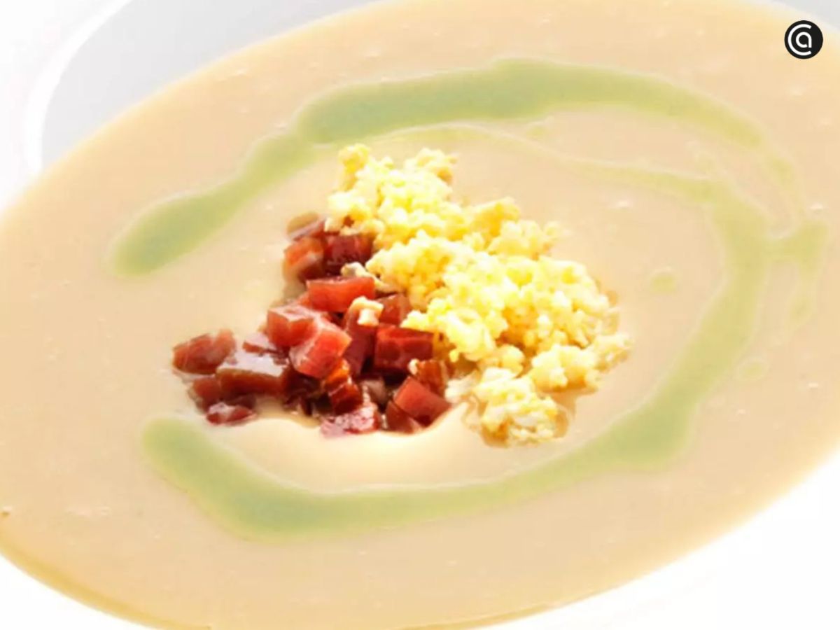 Crema fría de alubias blancas: ligera, suave y perfecta para los días más calurosos.