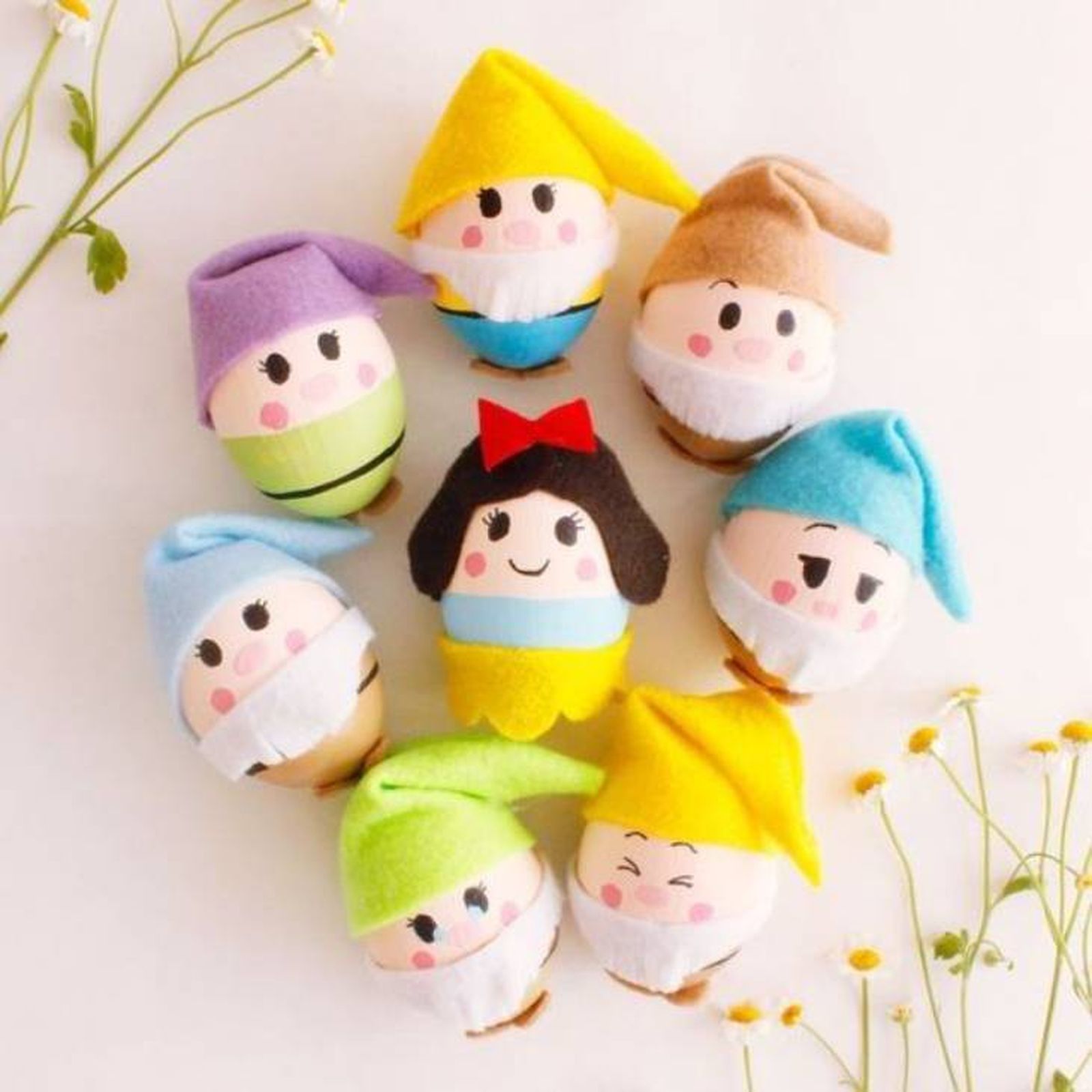 pintar huevos blancanieves pinterest Plamena Vasileva pintar huevos blancanieves pinterest Plamena Vasileva