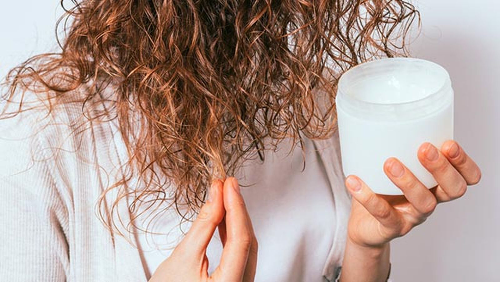 pelo rizado tipos y cuidados para unos rizos perfectos hidratacion pelo rizado tipos y cuidados para unos rizos perfectos hidratacion