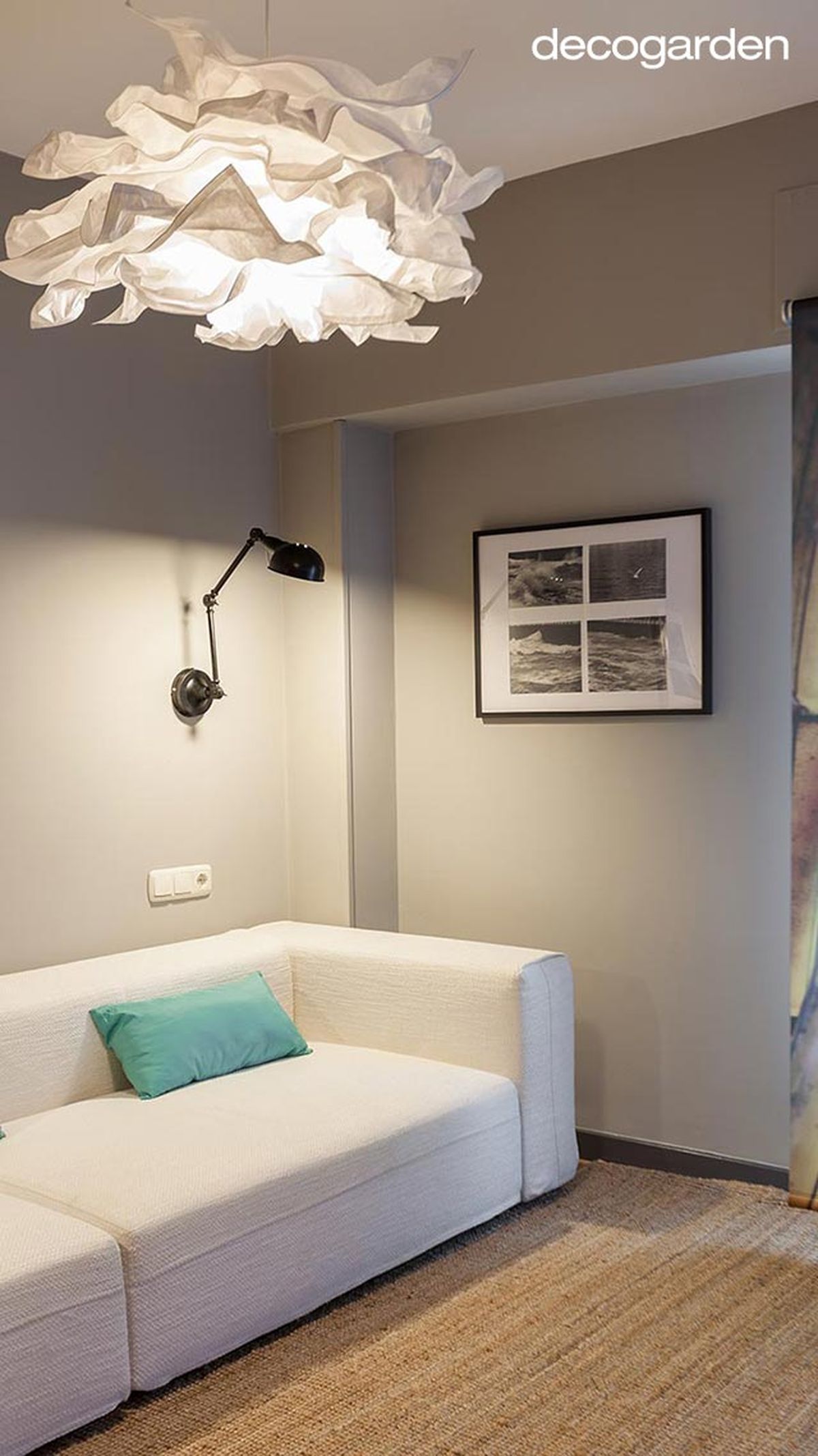 Transformar dormitorio anticuado en salon con decoracion zen despues 10