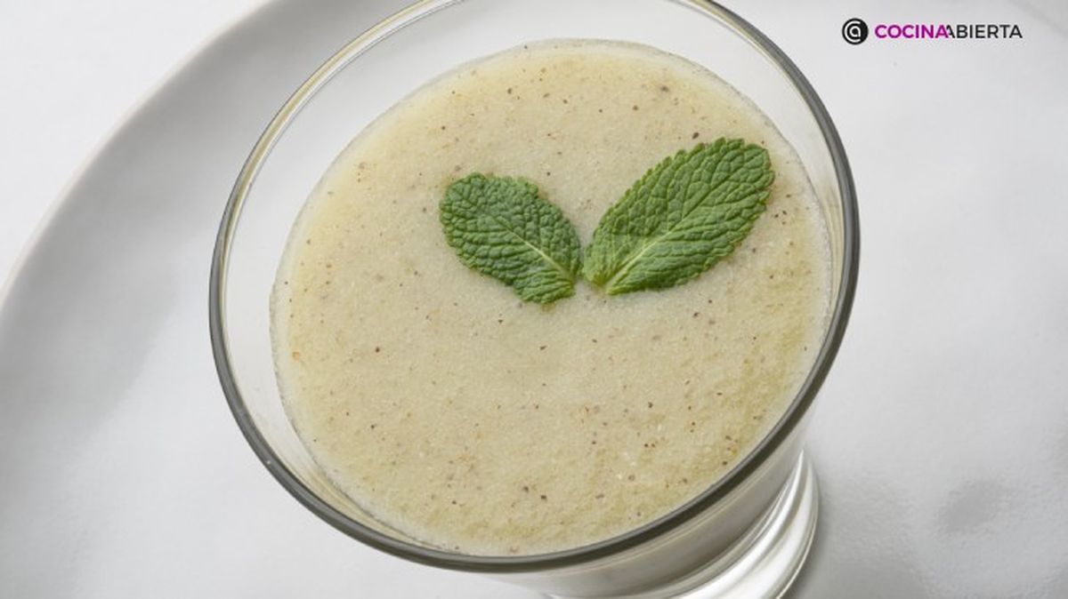 Batido casero de manzana, kiwi y plátano, la receta de Karlos Arguiñano