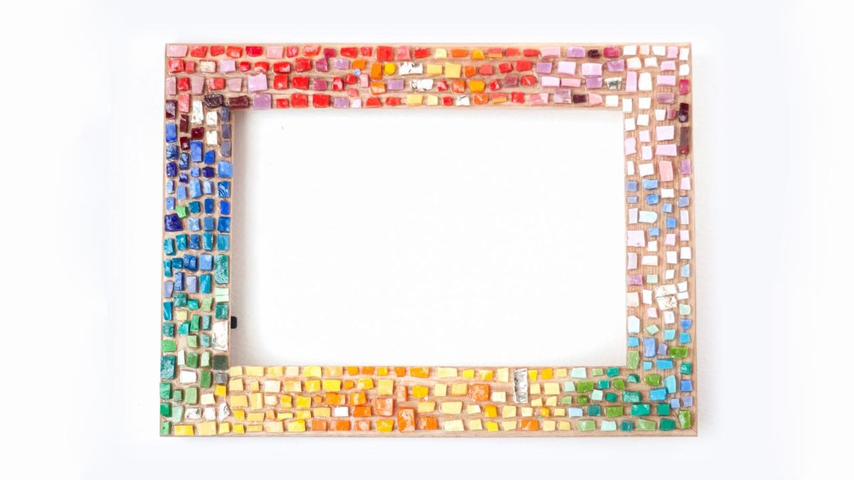 Hacer un marco con mosaico de vidrios