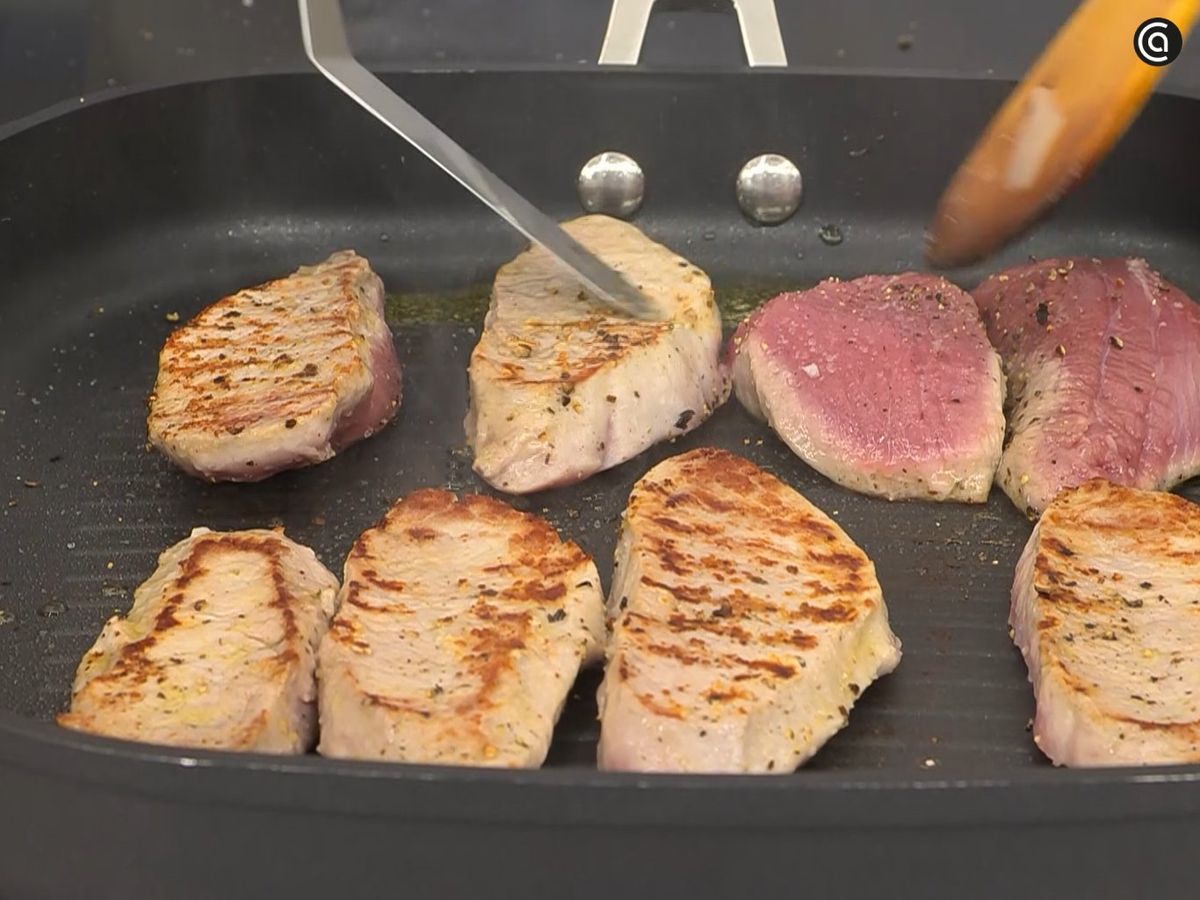 Cocina el solomillo a la plancha con un poco de aceite