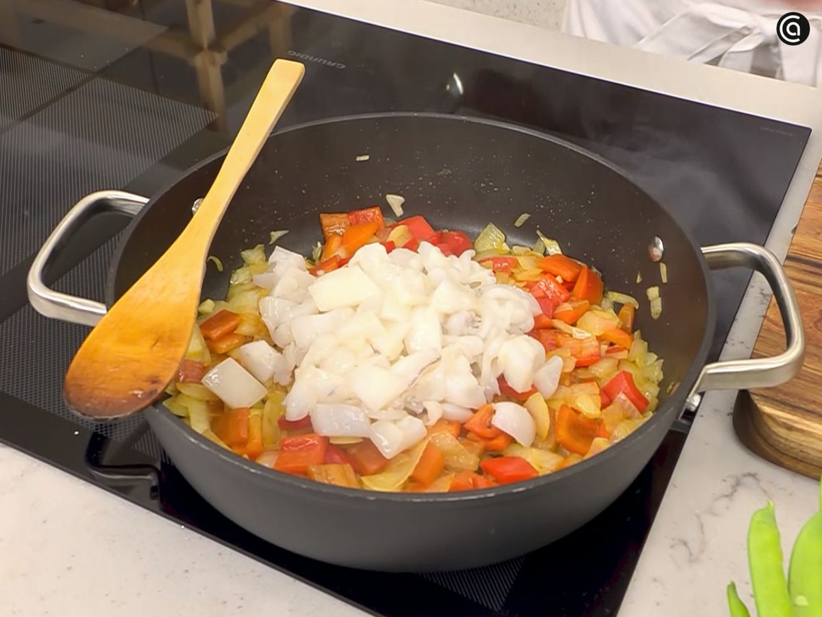 Sepia con guisantes y albóndigas - paso 2