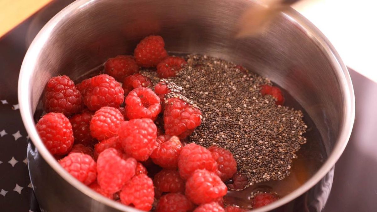 Mermelada de frambuesa con semillas de chía  paso 3