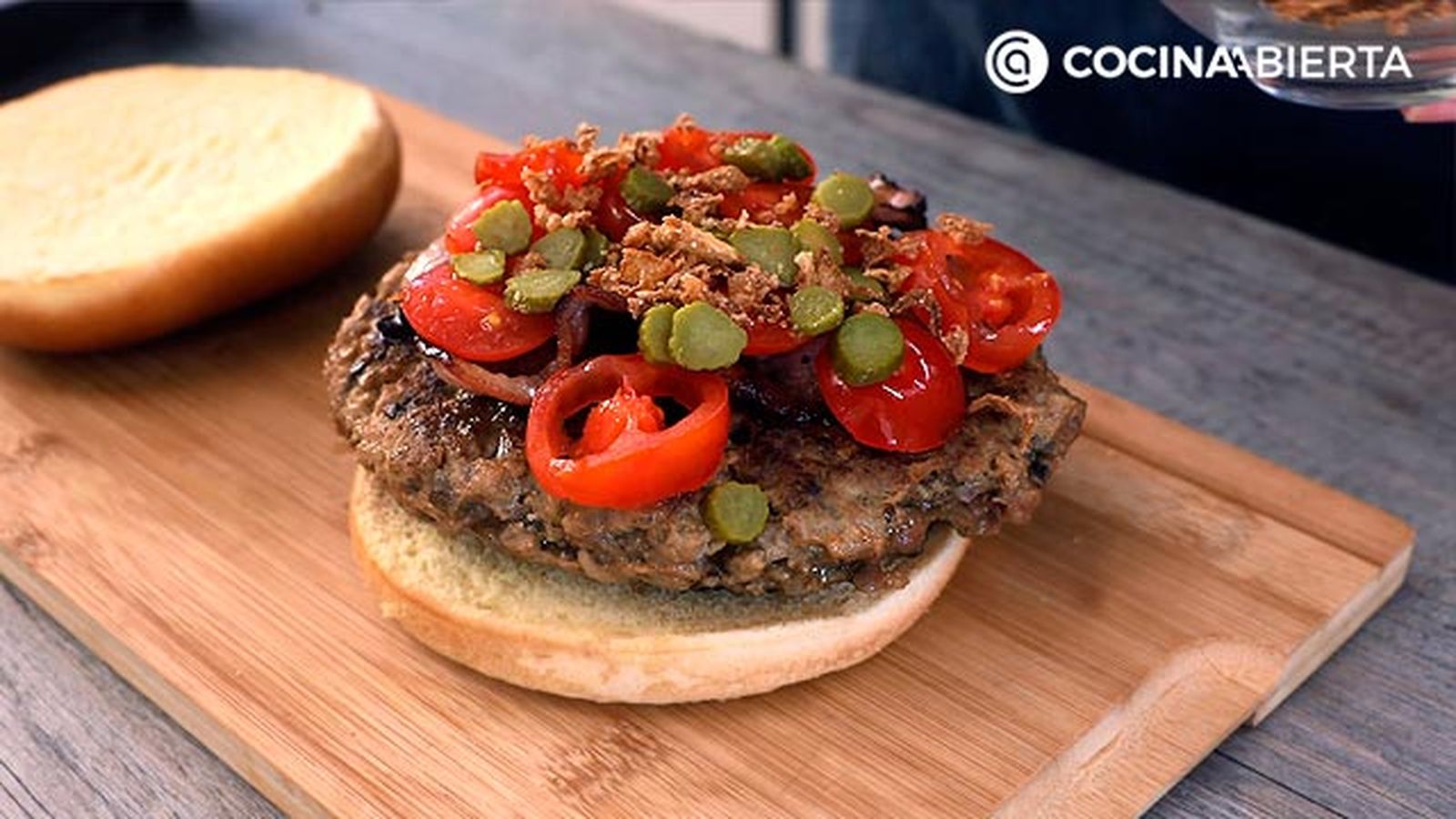 CTIS0870 receta hamburguesa de carne picada y champinones paso 4 ca CTIS0870 receta hamburguesa de carne picada y champinones paso 4 ca