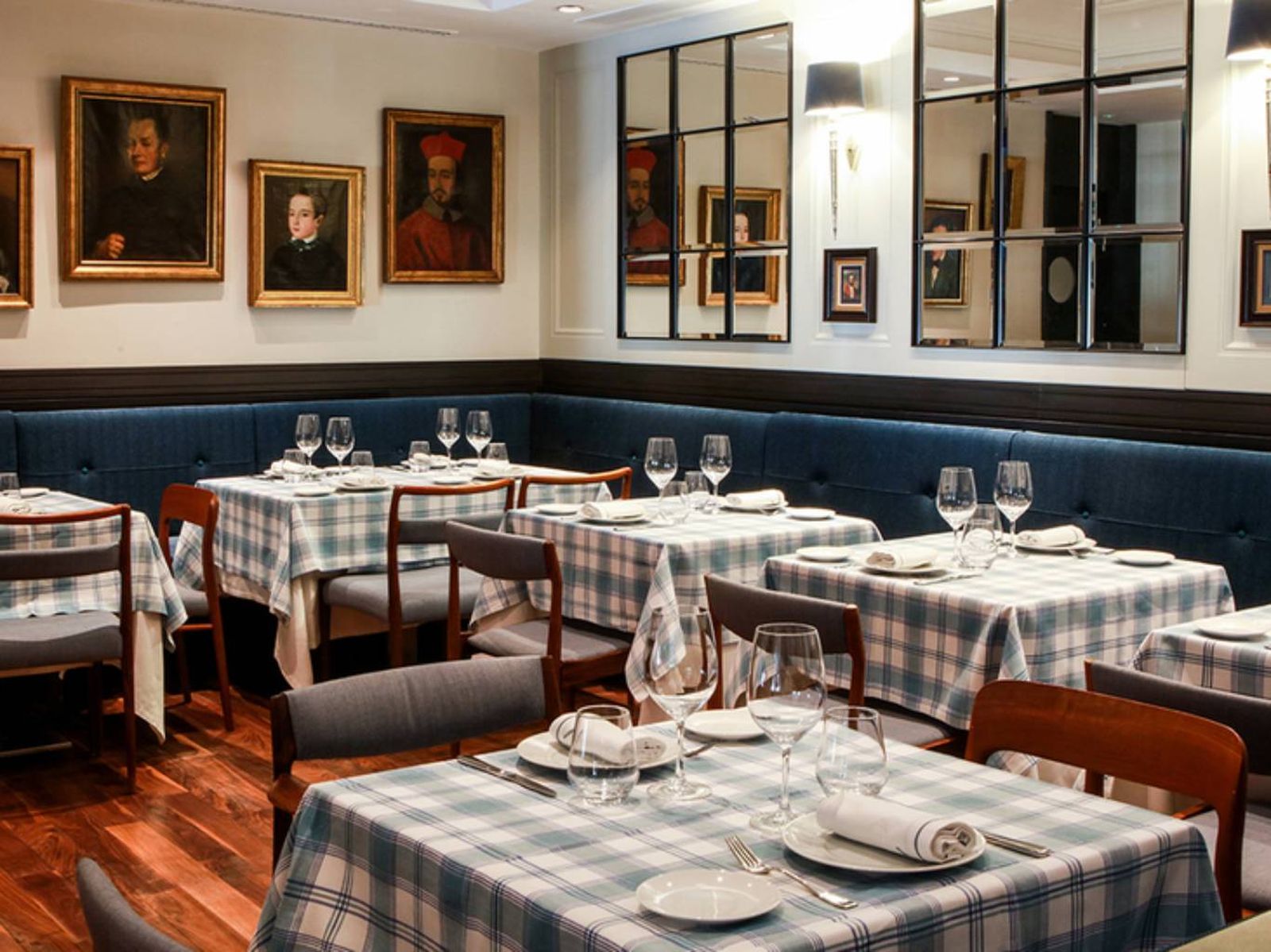 Narciso, un espacio sobrio y cálido para una experiencia tranquila y gourmet.