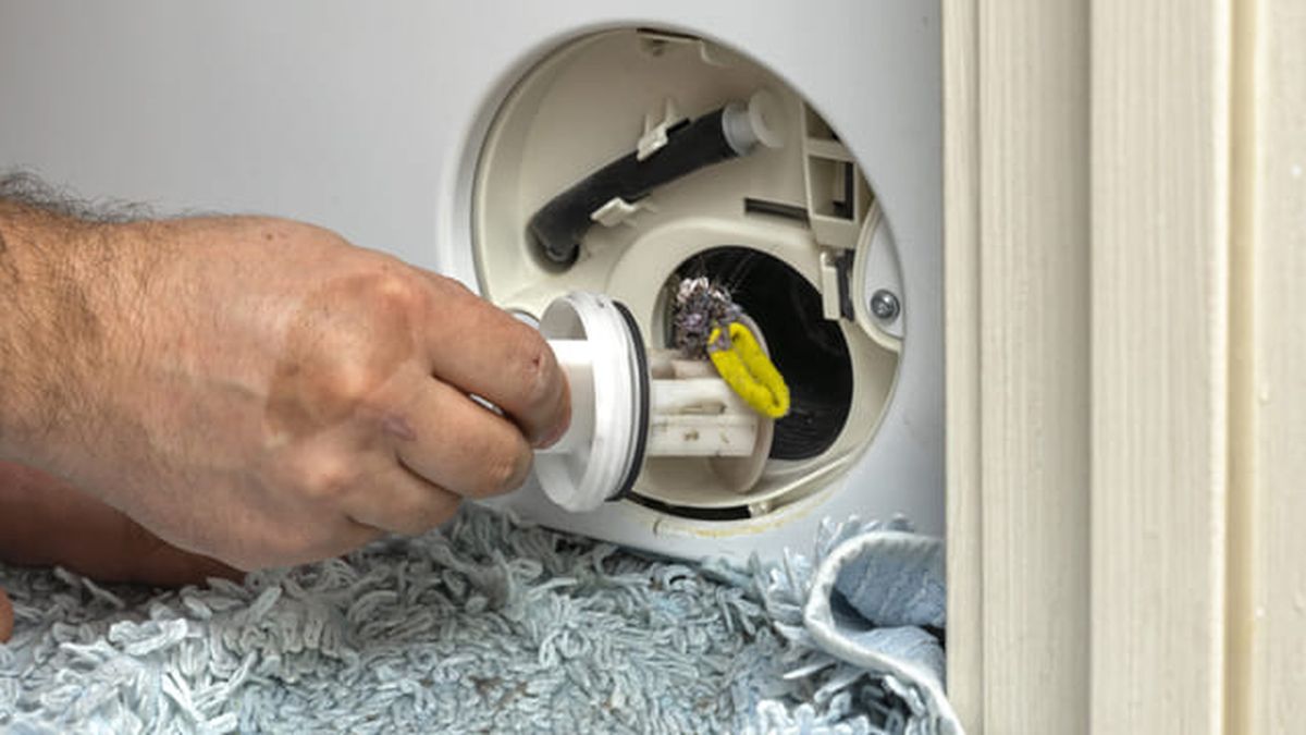 lavadora pierde agua por debajo 2