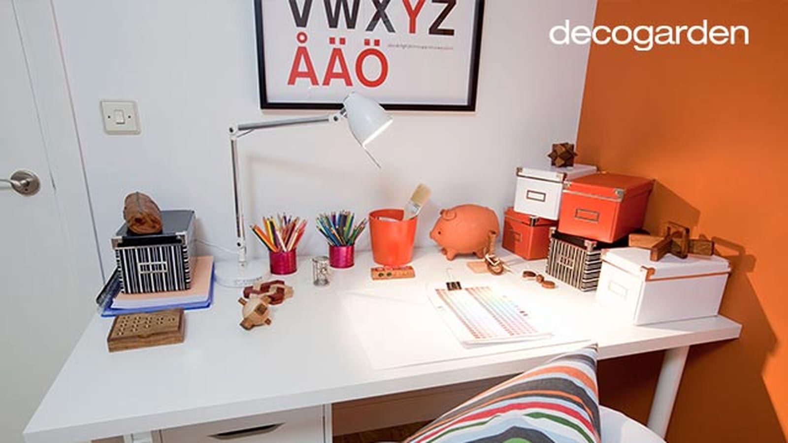 Cómo decorar un estudio pequeño (antes y después) Cómo decorar un estudio pequeño (antes y después)