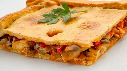Empanada gallega de pollo, receta casera de Karlos Arguiñano