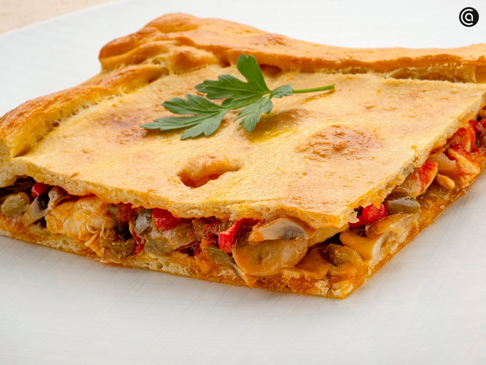 Empanada gallega de pollo, receta casera de Karlos Arguiñano