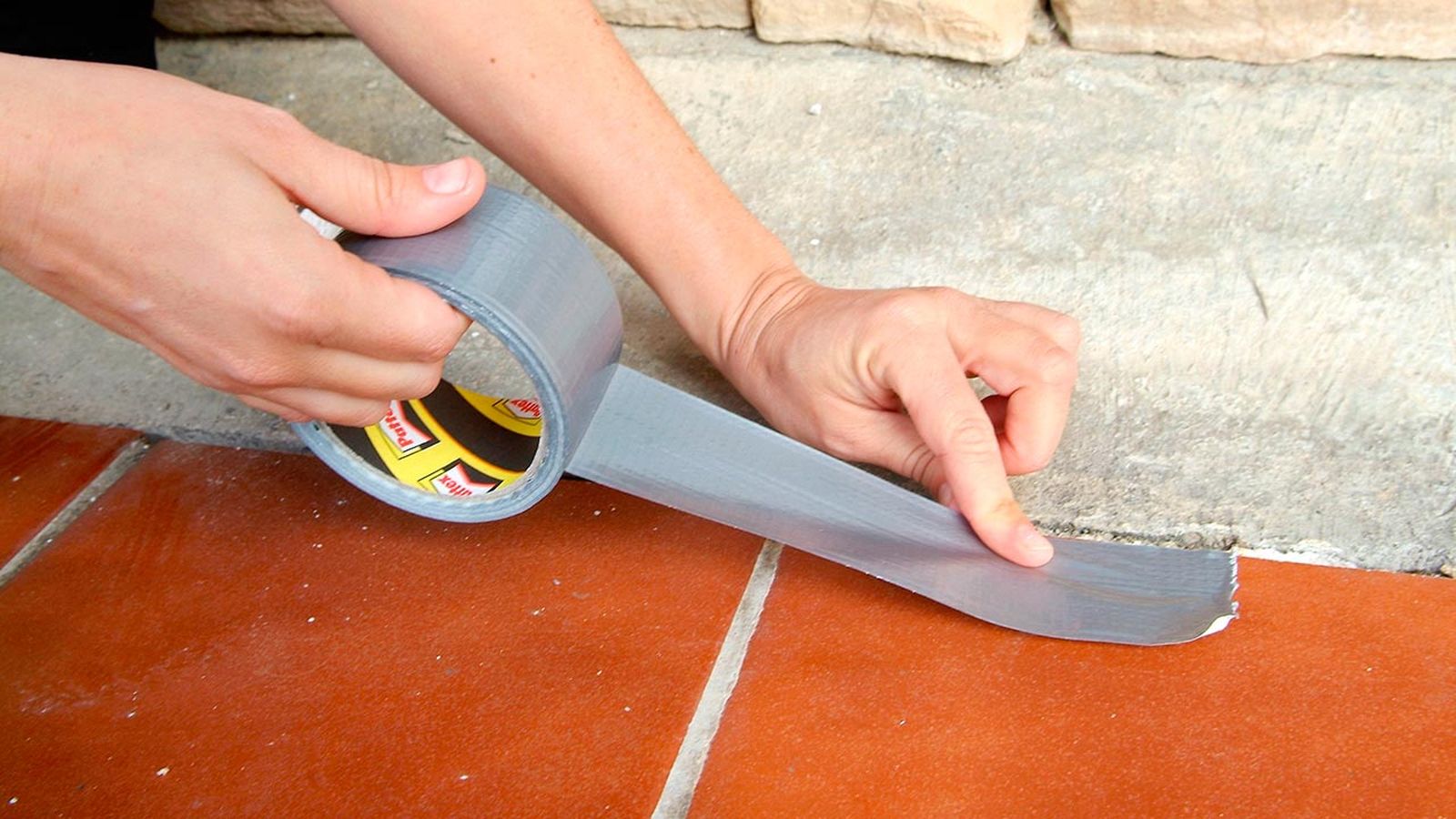 brico 0502 2 arreglo grieta suelo exterior paso 3 brico 0502 2 arreglo grieta suelo exterior paso 3