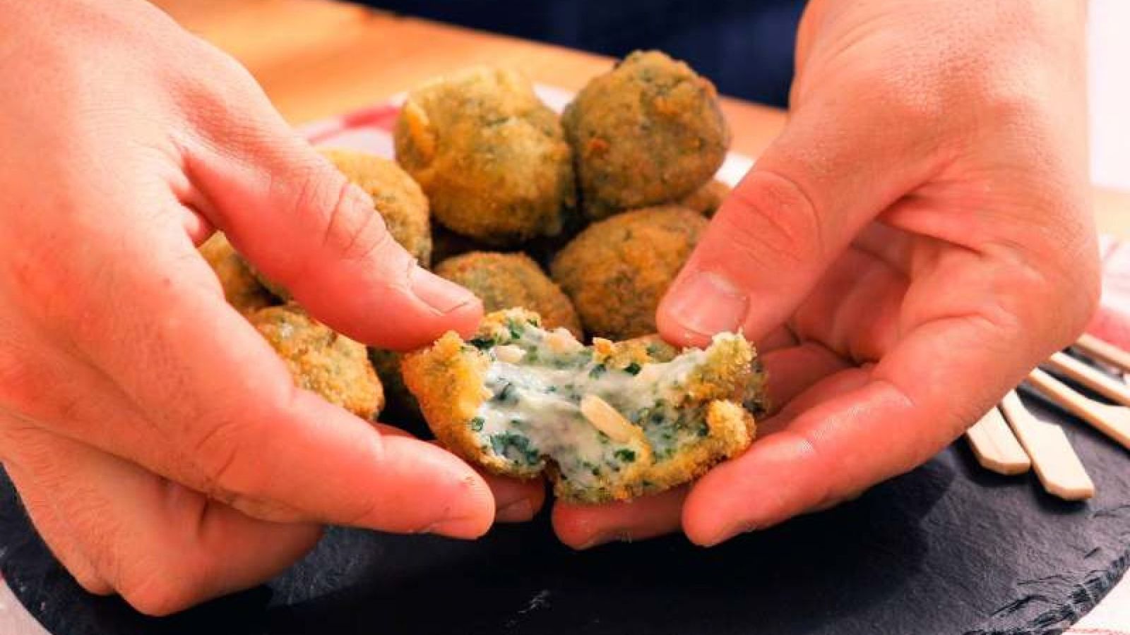 Croquetas de espinacas y piñones Paso 6 Croquetas de espinacas y piñones Paso 6