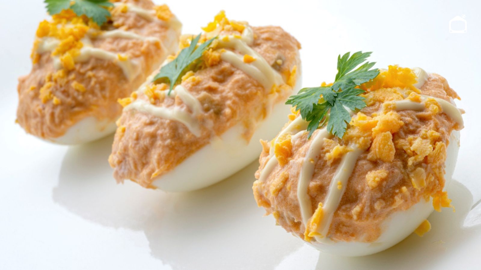 Huevos con bonito: un bocado sabroso y en pocos minutos